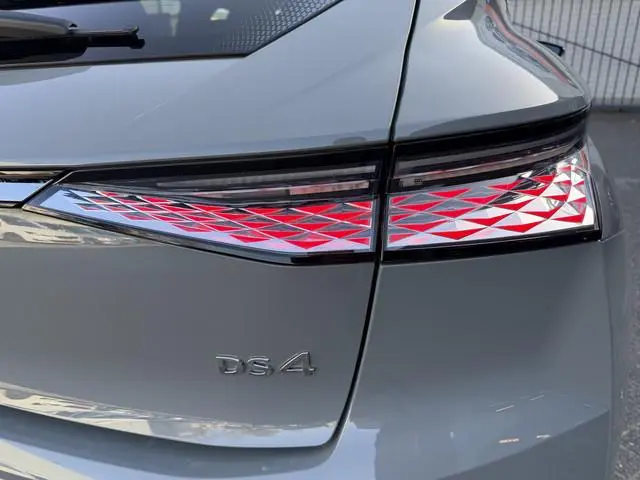 DS DS 4
