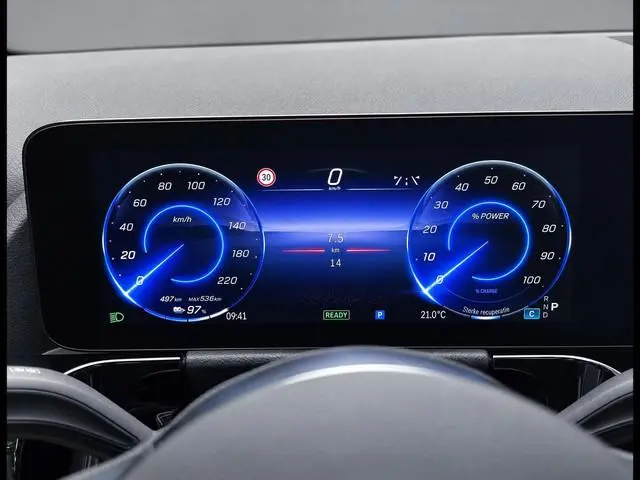 Mercedes-Benz EQA