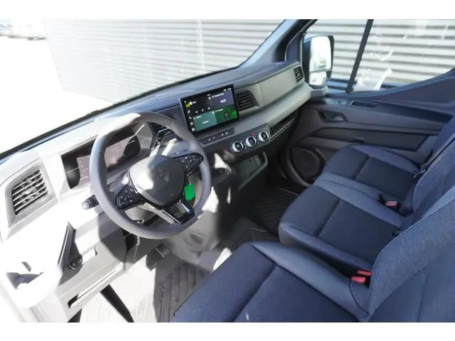 Renault Master E-Tech T35 L2H2 Extra long range 87 kWh 420km Range WLTP Apple Carplay Camera Cruise...
