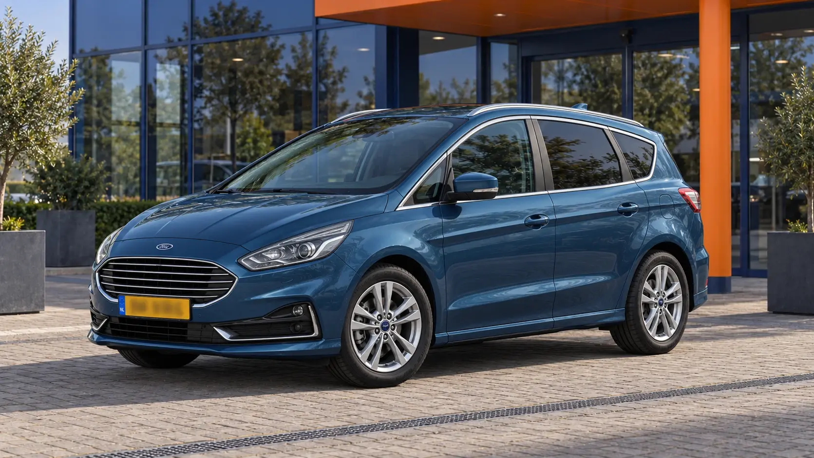 Ford S-Max kopen: aandrijving, zitplaatsen en bruikbaarheid vergelijken