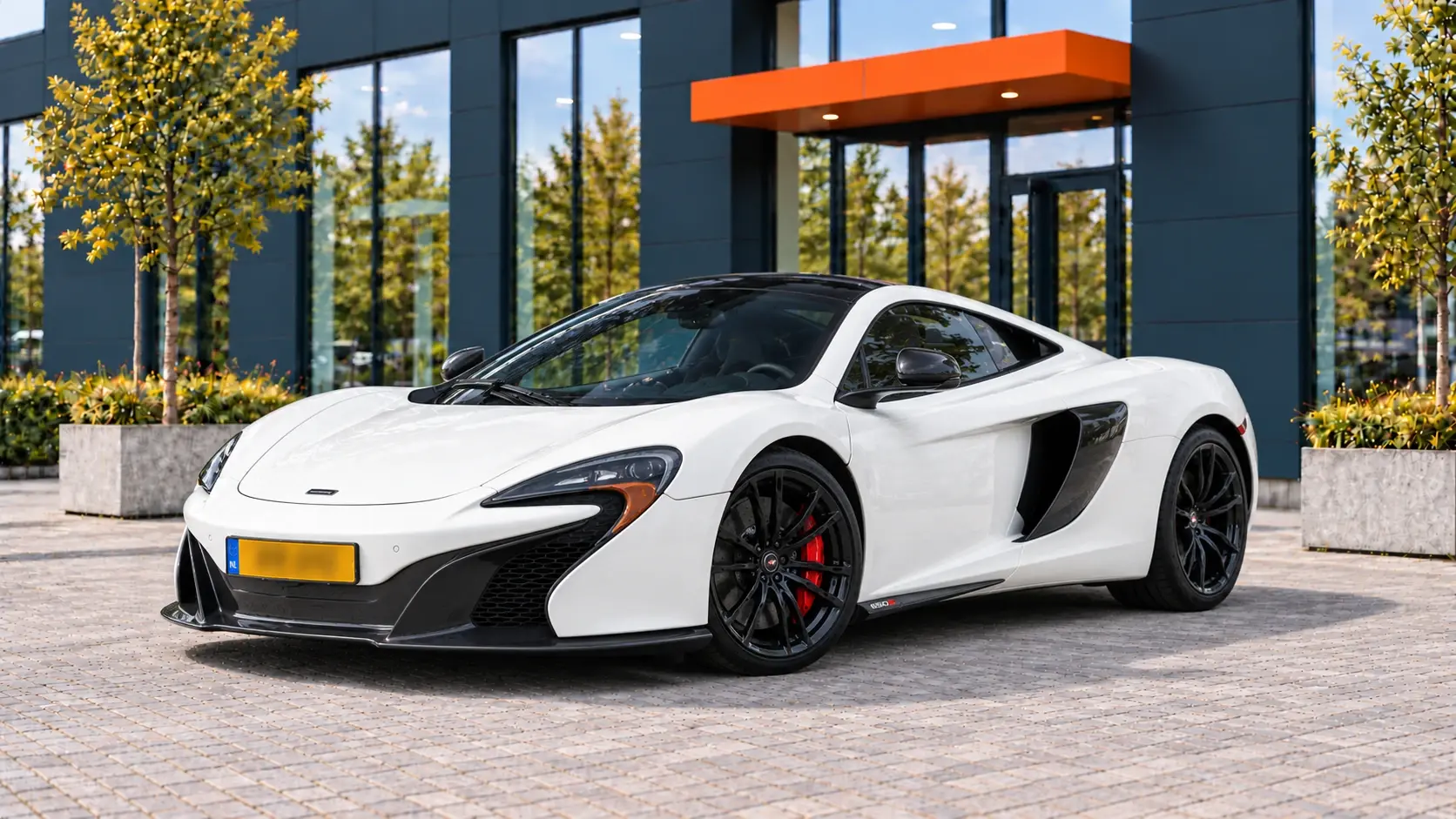 McLaren 650S van voren