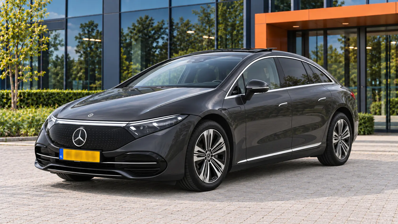Alles over de Mercedes-Benz EQS