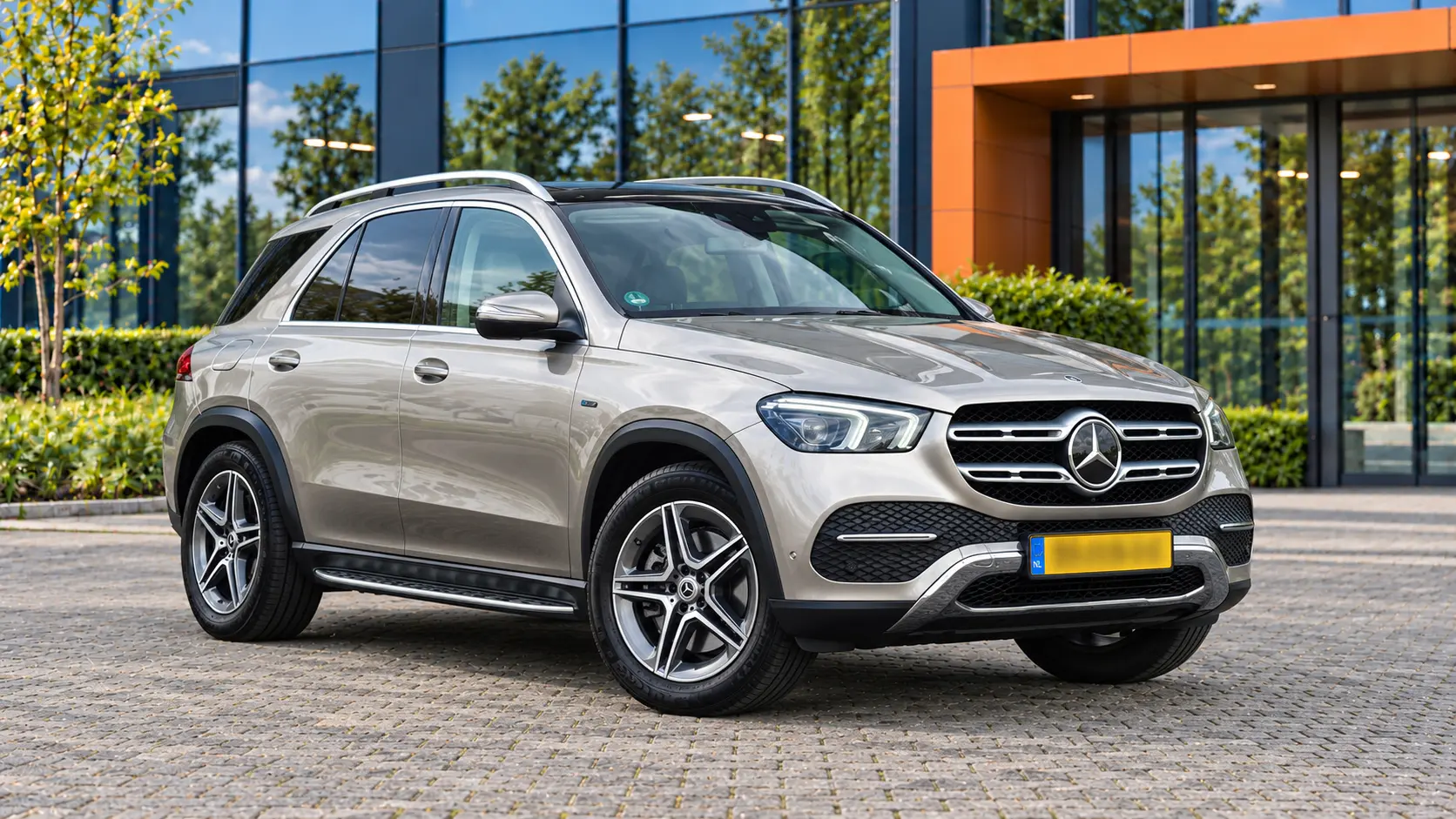 Mercedes-Benz GLE van voren