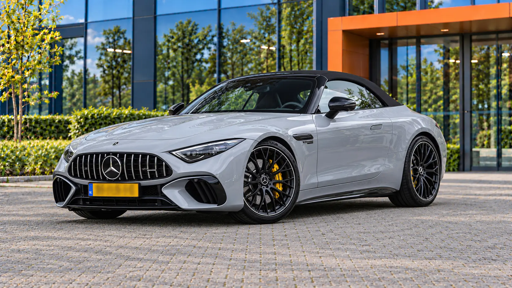 Mercedes-Benz SL-Klasse van voren
