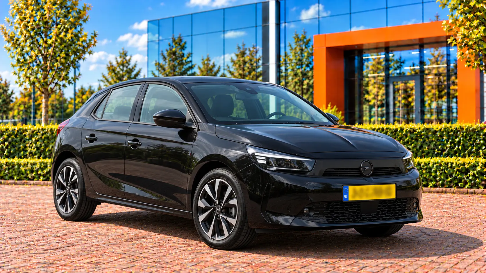 Opel Corsa van voren