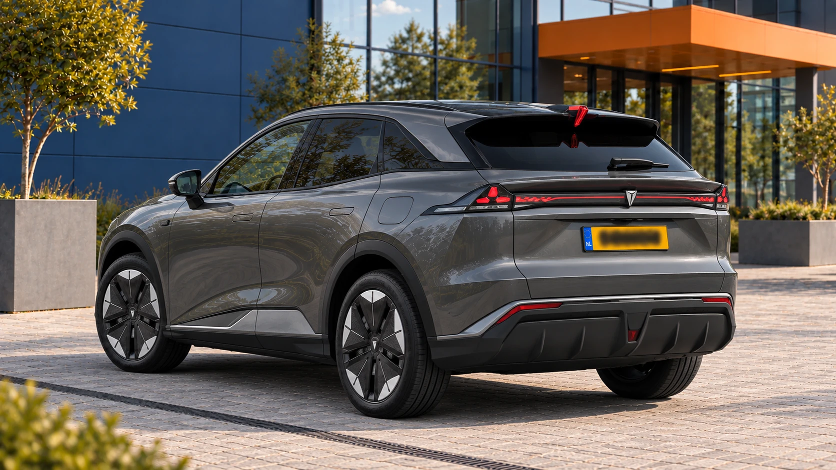 Achterzijde van dezelfde grijze Changan Deepal S07 EV Max