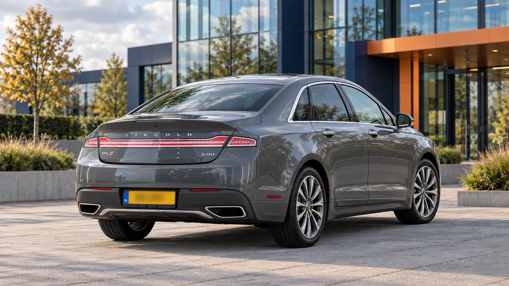 Lincoln MKZ van achteren