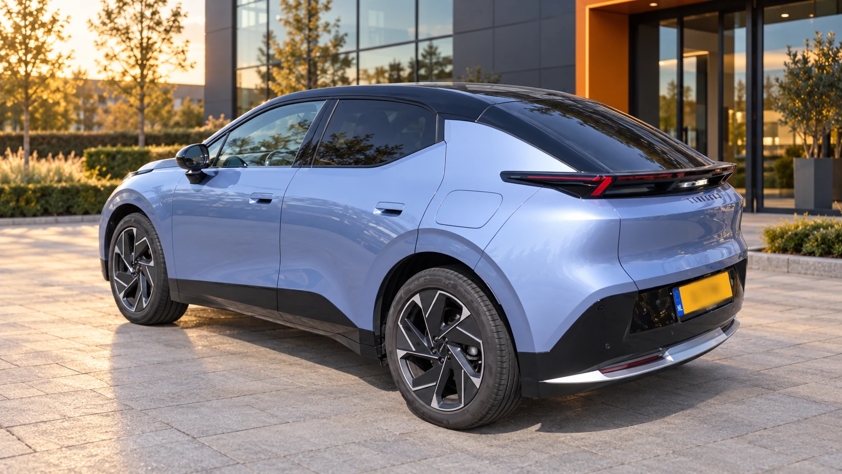 Lynk&Co 02 van achteren