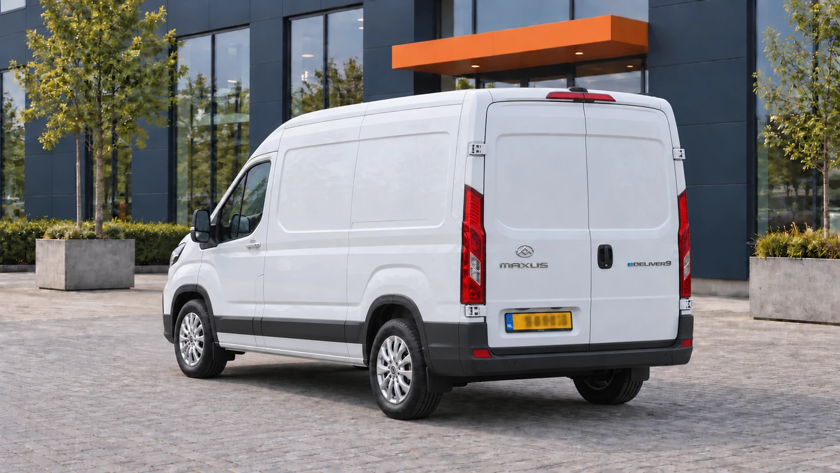 Maxus eDeliver9 van achteren