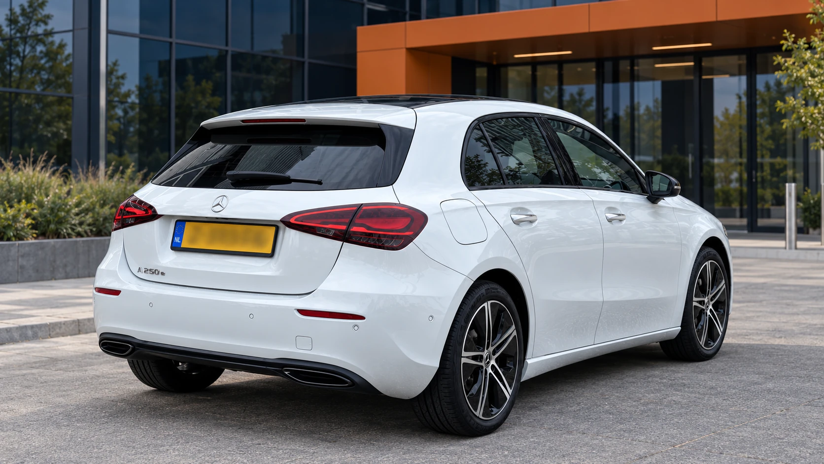 Mercedes-Benz A-Klasse van achteren