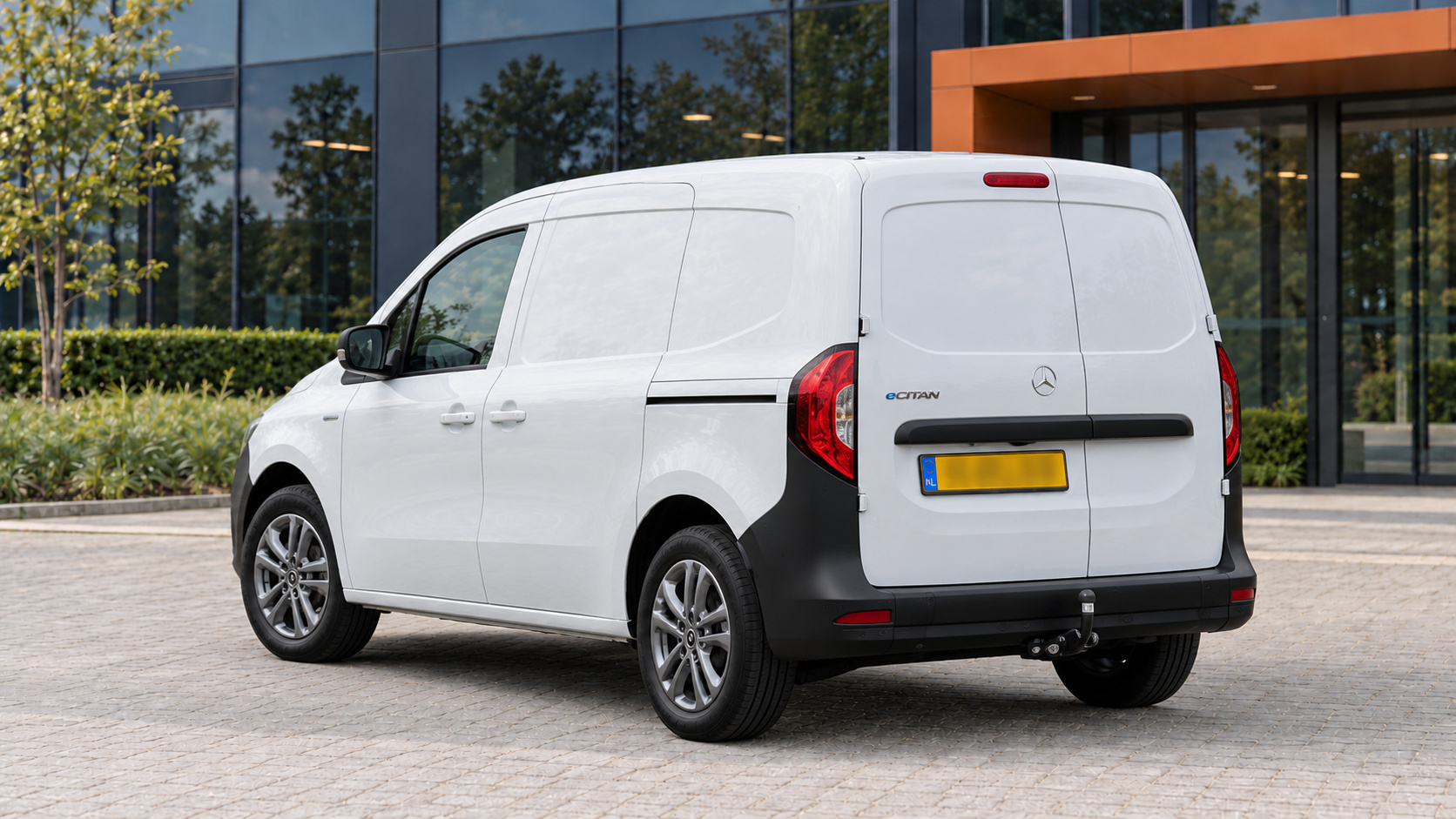 Mercedes-Benz eCitan van achteren
