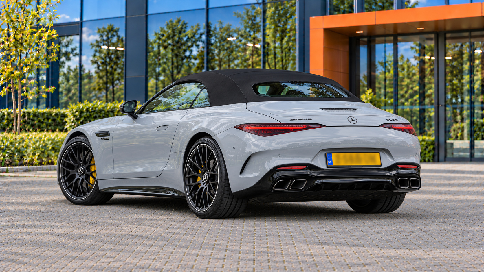 Mercedes-Benz SL-Klasse van achteren