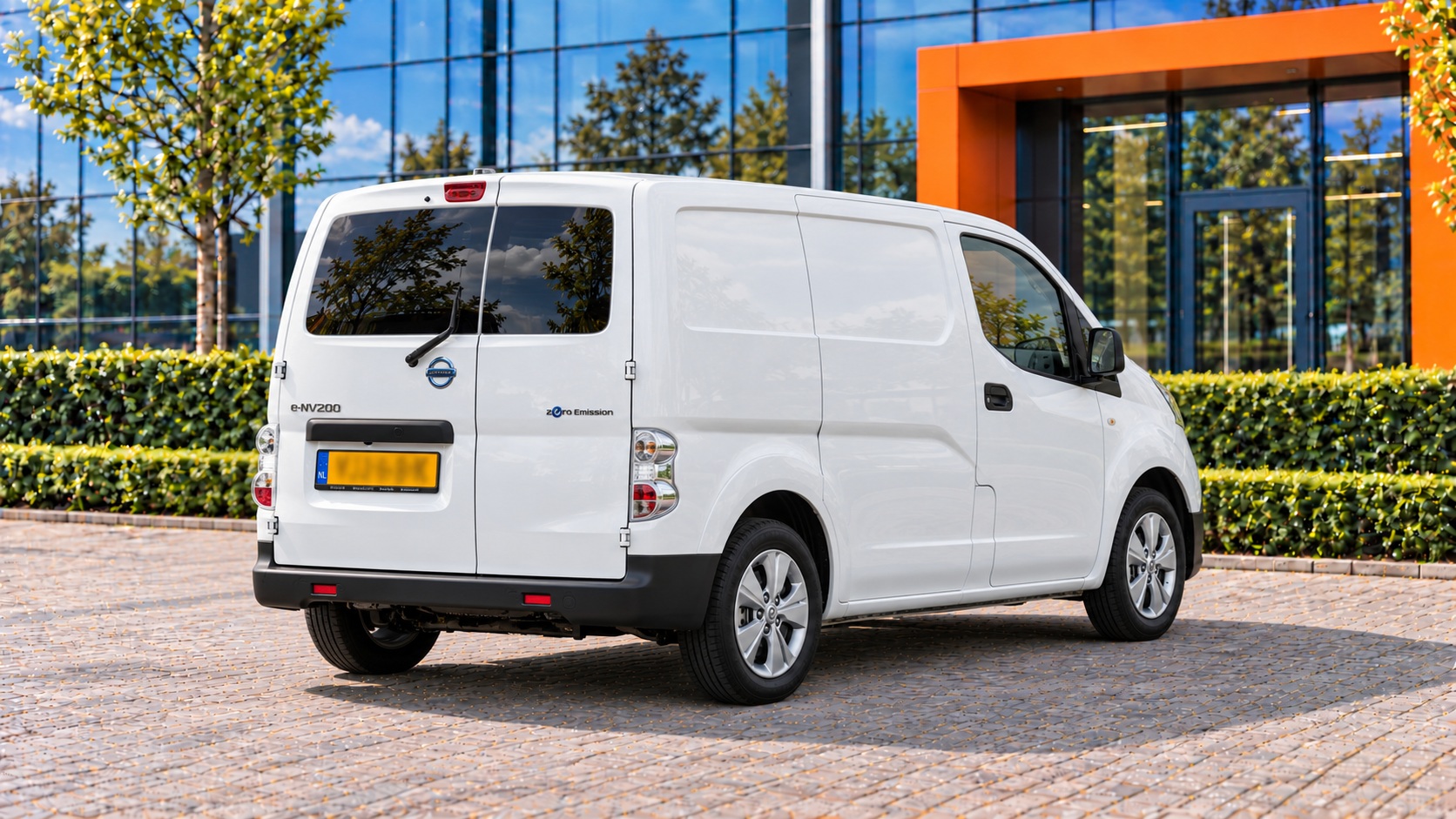 Nissan NV200 van achteren