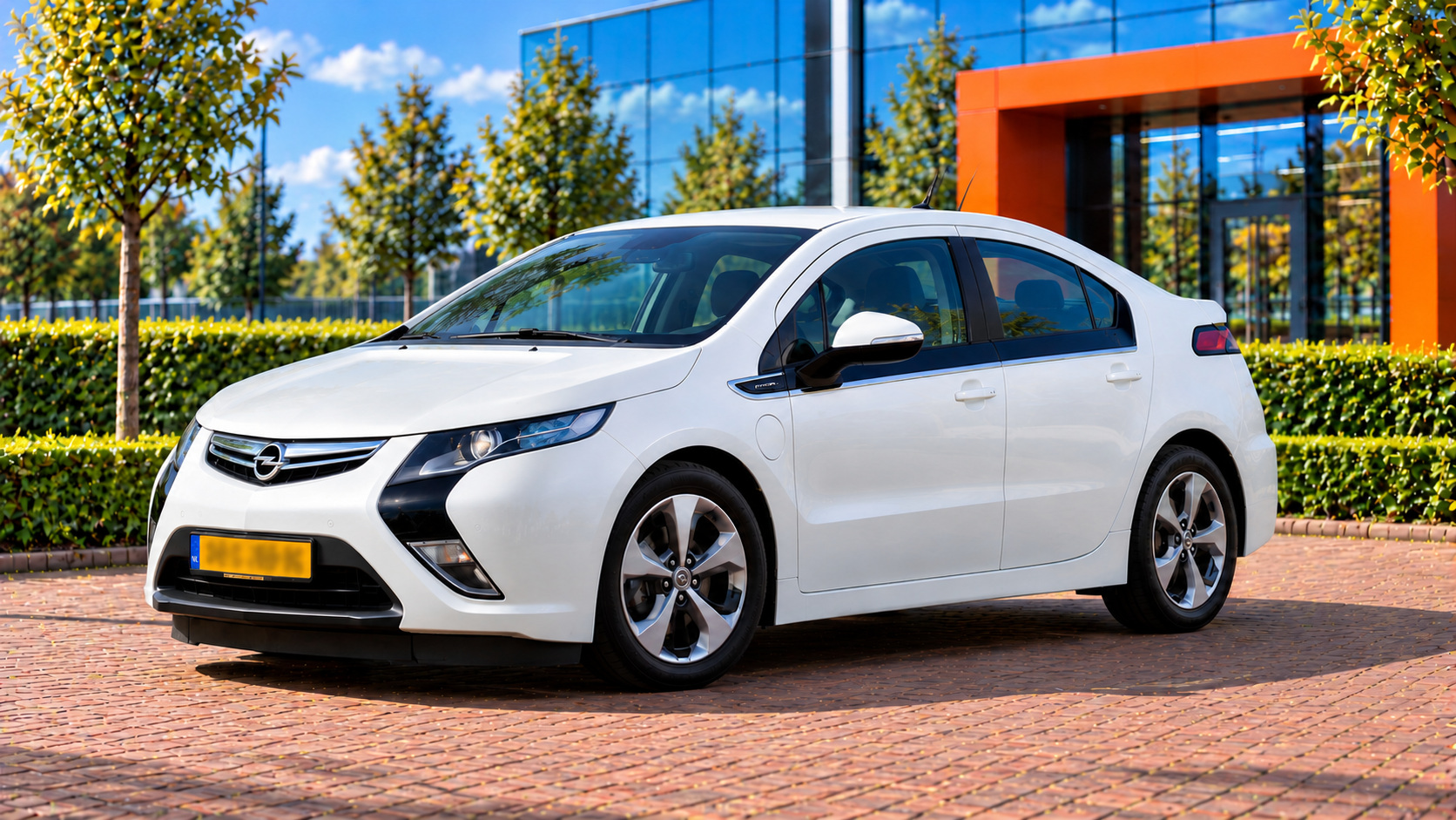 Opel Ampera in zijaanzicht