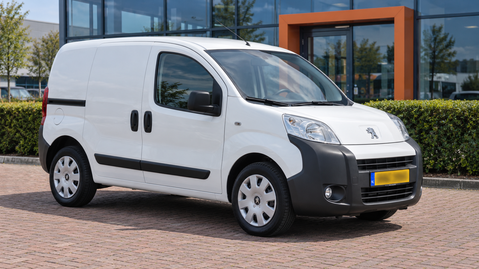 Peugeot Bipper van opzij