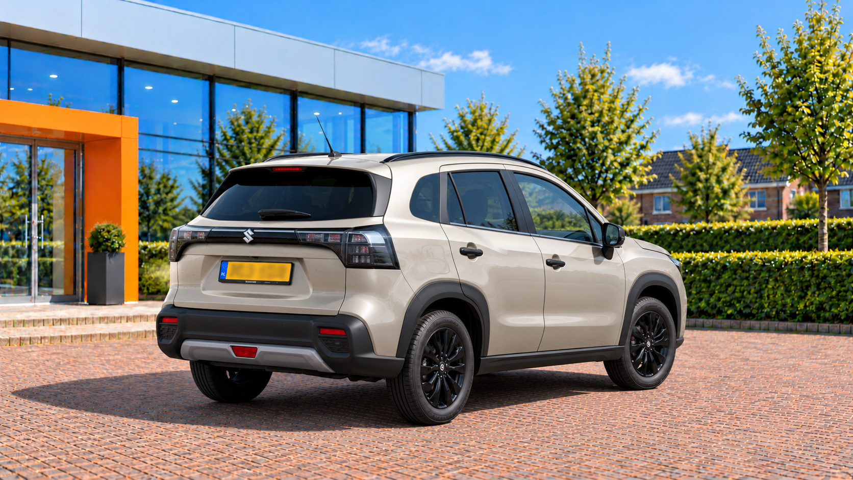 Suzuki S-Cross van achteren