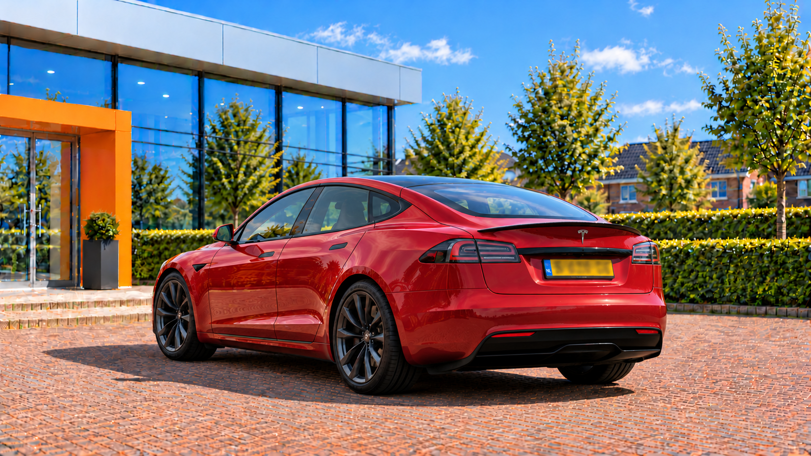 Tesla Model S van achteren