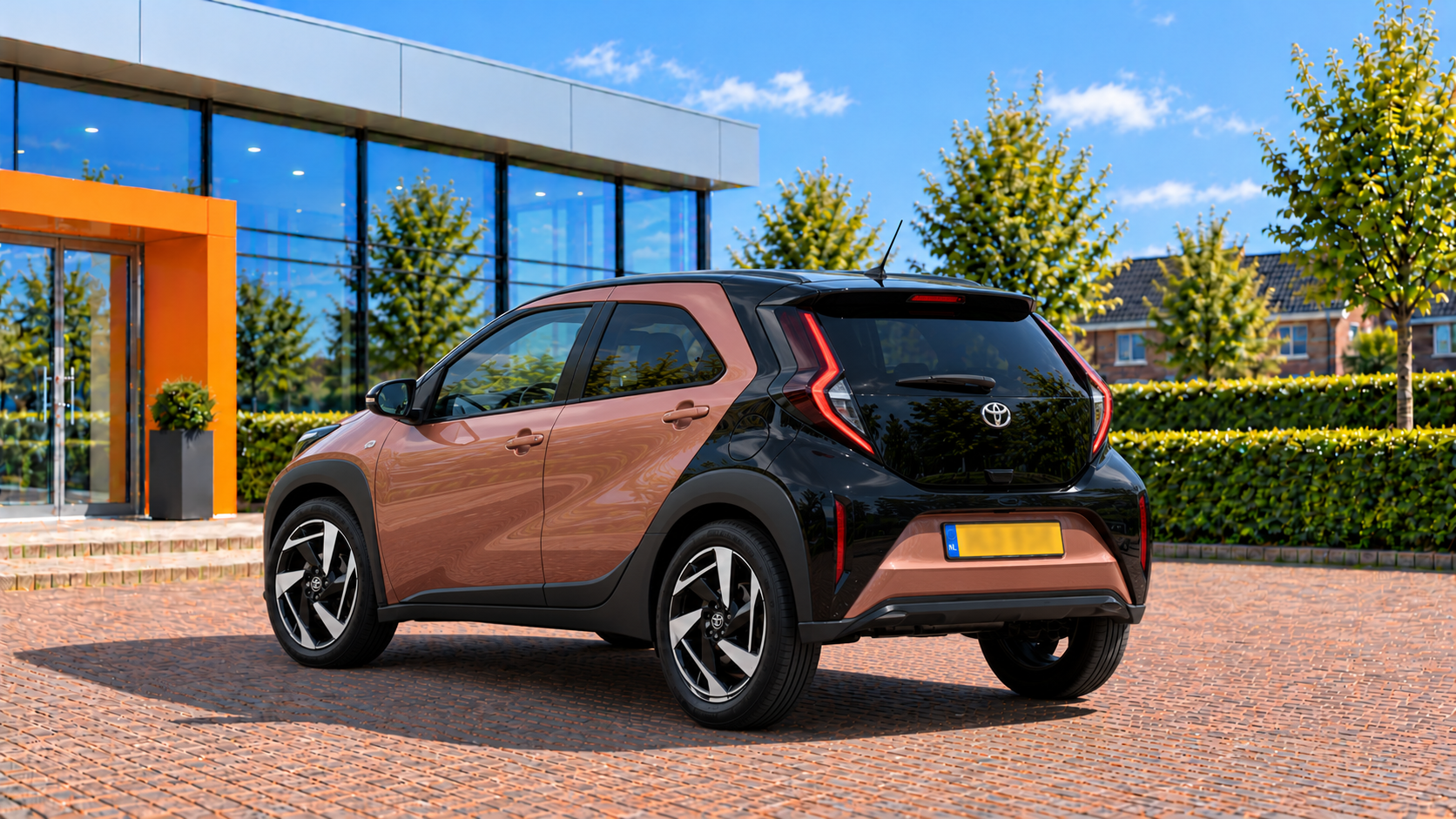 Toyota Aygo X van achteren