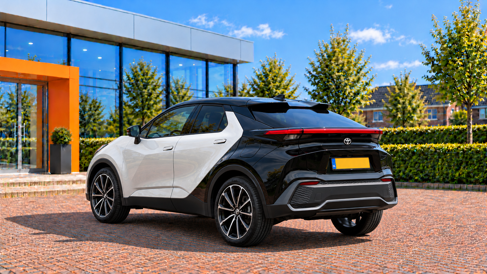 Toyota C-HR van achteren