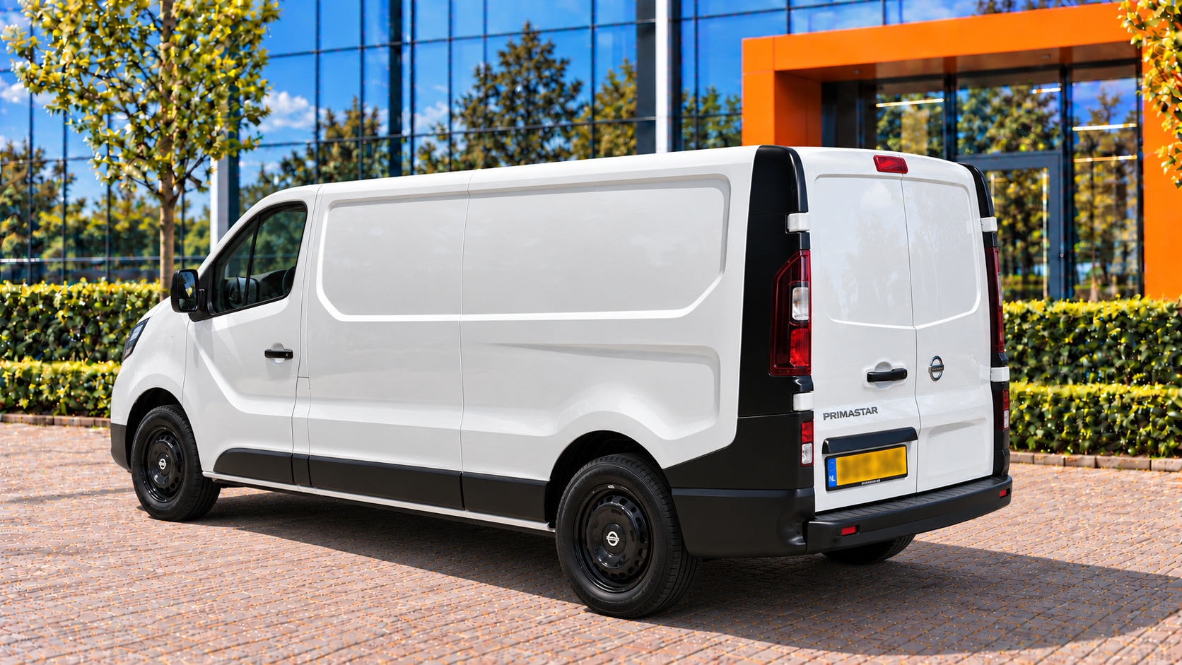 Nissan Primastar van achteren
